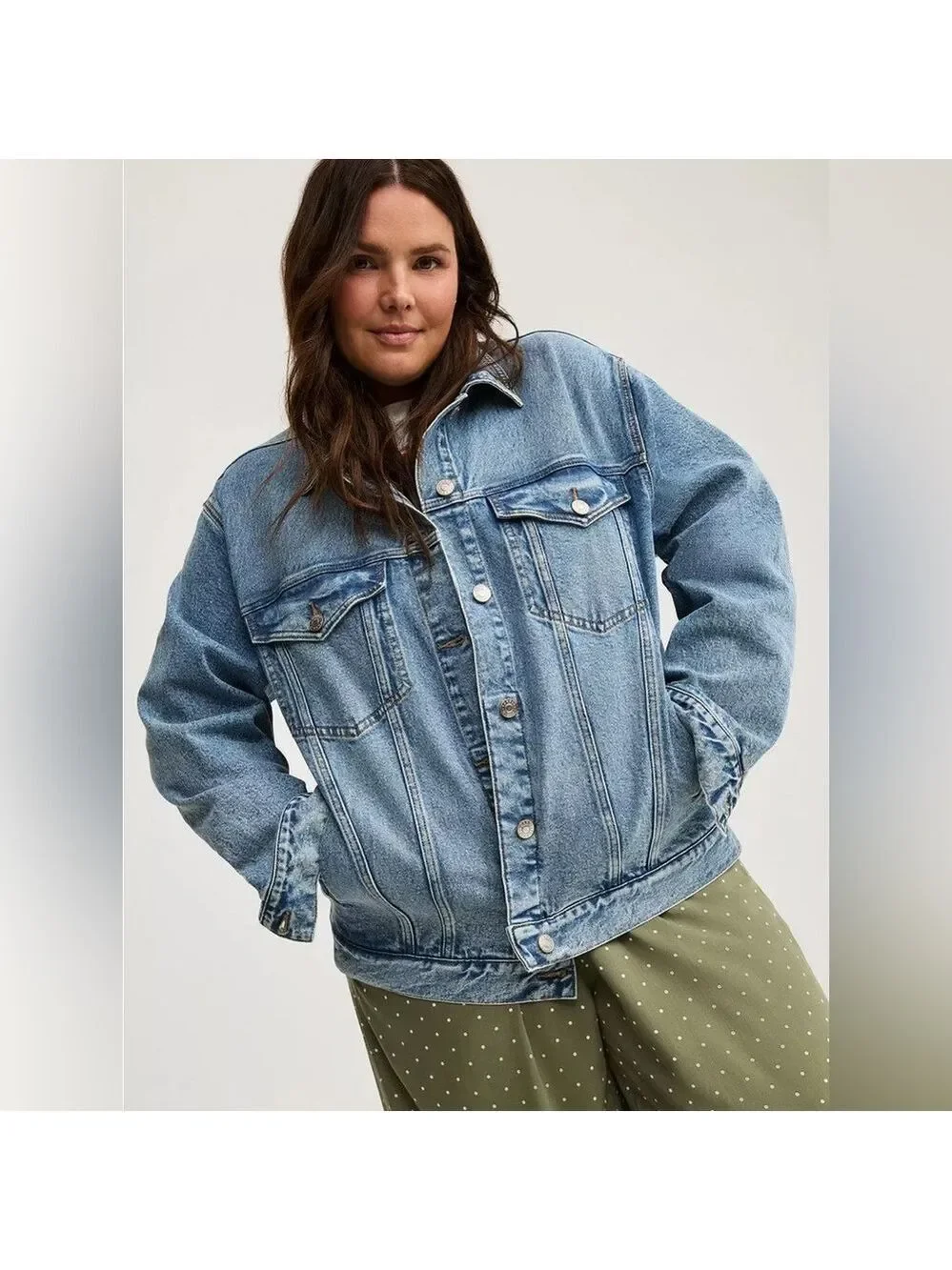 Torrid Denim Vintage Stretch Trucker Jacket Women’s 4X Mid-Wash